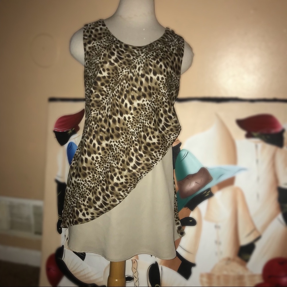AS IS cheetah printed top! 🐆💗